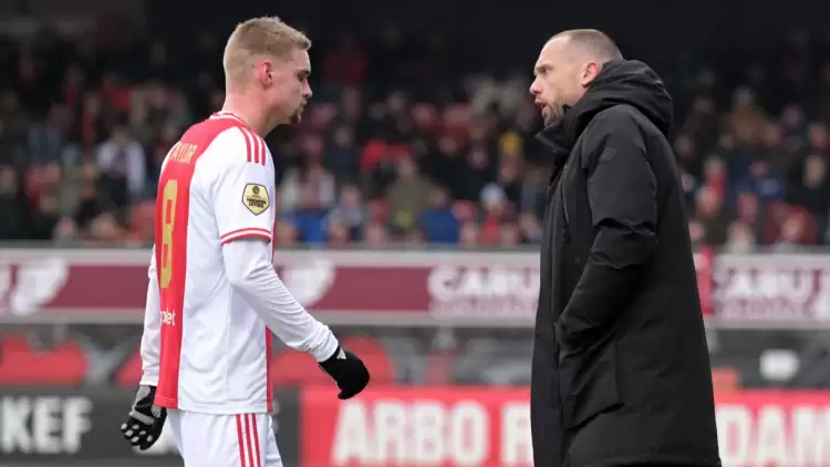 Ajax, Teknik Direktör John Heitinga ile Yolların Ayrıldığını Açıkladı