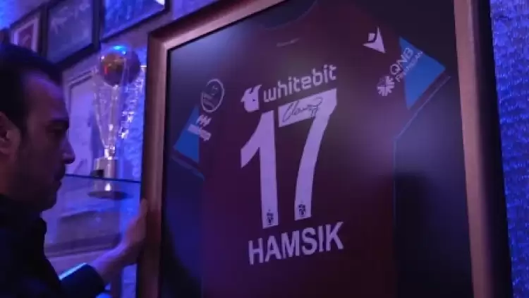 Marek Hamsik'in İmzalı Forması, Trabzonspor Şamil Ekinci Müzesi'ne Asıldı