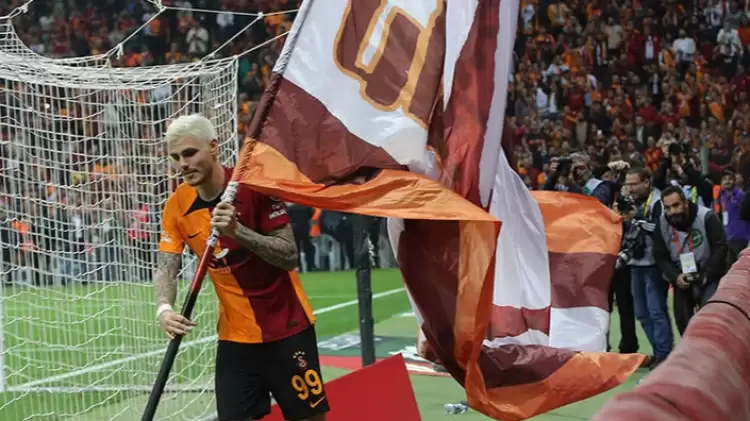 Galatasaray - Fenerbahçe Derbisinde Taraftardan Icardi'ye Pankart!