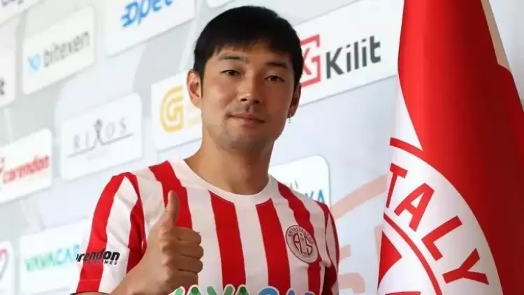 Antalyasporlu Shoya Nakajima’ya Portimonense Talip Oldu