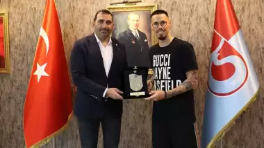 Marek Hamsik'e teşekkür plaketi