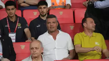 Sadettin Saran, Fenerbahçe - Başakşehir maçını tribünden takip etti