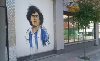 Maradona’nın dev resmi Eskişehir'e yapıldı!