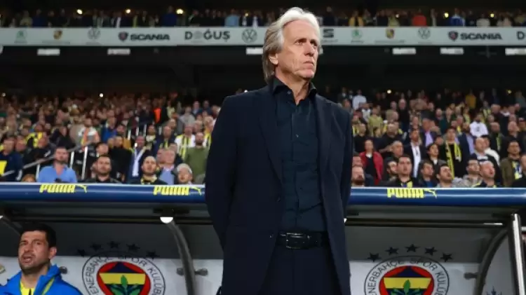 Fenerbahçe'den Ayrılan Jorge Jesus'un İlk Transferi Galatasaray'dan