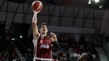 Derek Willis, Anadolu Efes'te