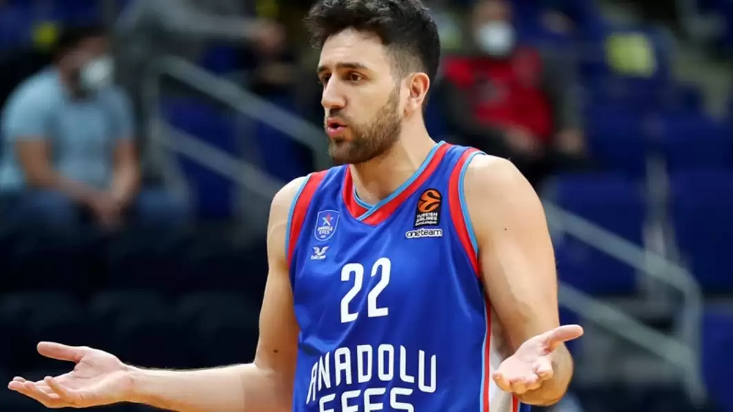 Anadolu Efes'in Sırp Guardı Vasilije Micic Şansını NBA'de Denemek İstiyor