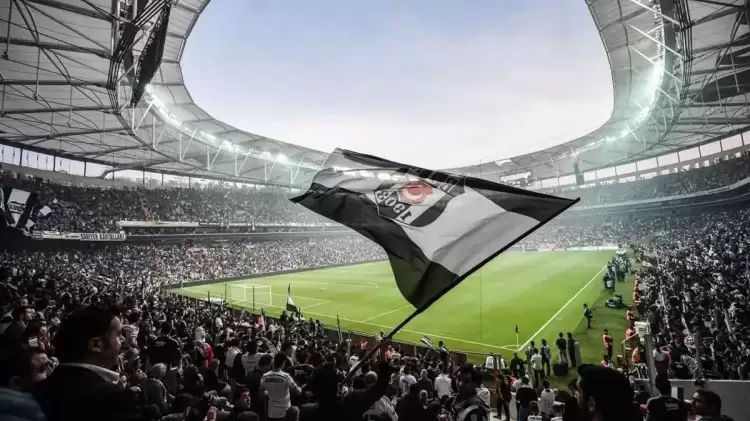 Rusya'da Olan Darbe Beşiktaş'ın Gazprom İle Olan Sponspor Görüşmelerini Tıkadı