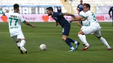 Süper Lig ekipleri Cenk Şen'i göze kestirdi