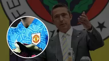 Fenerbahçe'den flaş hamle! Yıldız eldiven ile görüşüyor