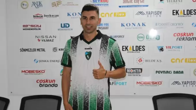 Onur Atasayar, Kocaelispor’da!