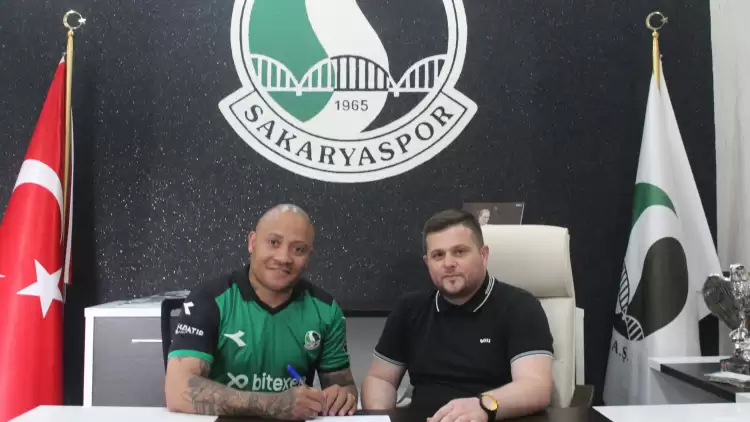 Sakaryaspor, Dino Ndlovu'yu Transfer Etti