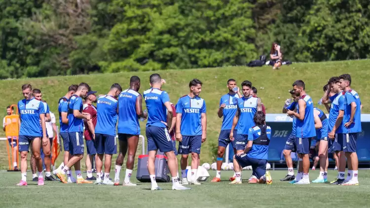 Trabzonspor'un Yeni Transferi Fernandez, Hajduk Split Maçında Sakatlandı