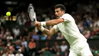 Son şampiyon Djokovic çeyrek finalde
