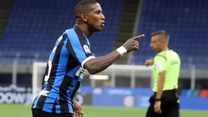 Everton, 38 yaşındaki Ashley Young’ı transfer etti