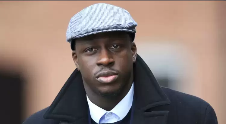 Tecavüzden Aklanan Eski Manchester City'li Benjamin Mendy'ye Memphis Depay'dan Destek