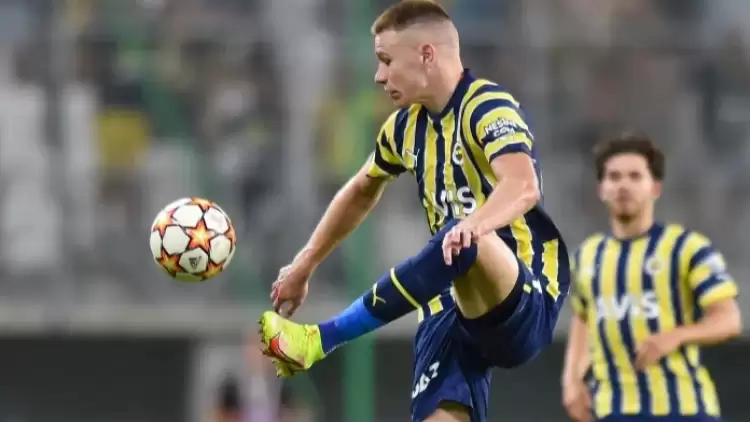 Fenerbahçe ayrılığa hazırlanıyor! Szalai'ye izin verildi