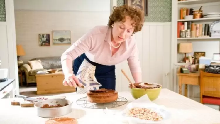 Julie Ve Julia filminin konusu nedir ve Oyuncuları kimler?