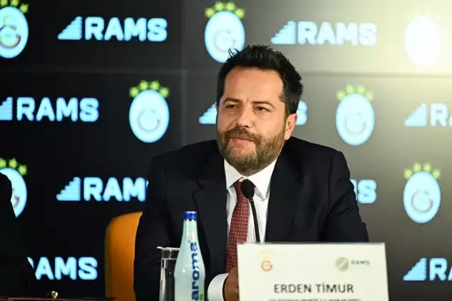 Erden Timur, Fred Transferini Bitirmek İçin Manhester'e Gidiyor!