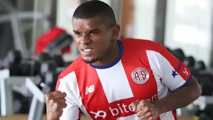 Antalyaspor'dan Ayrılan Fernando Martins, Al Jazira'ya Transfer Oldu