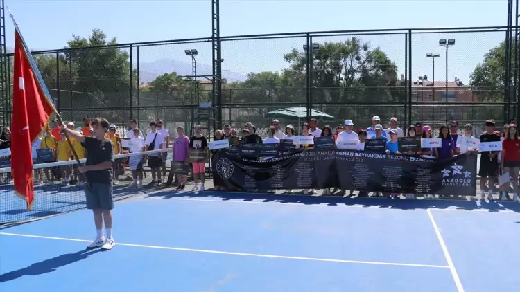 Teniste Anadolu Yıldızlar Ligi'nin Çeyrek Finalleri Erzincan'da Başladı