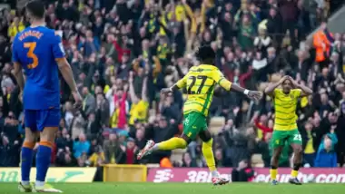 Hull City mağlubiyetle başladı