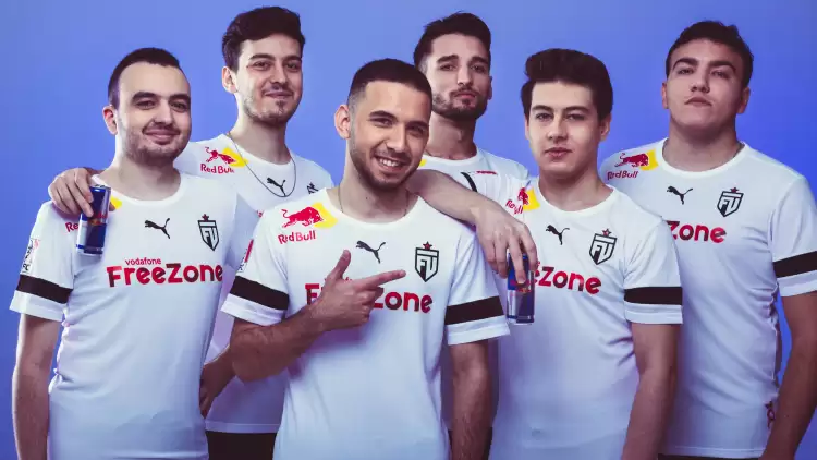 FUT Esports Bu Akşam T1 İle Karşılaşacak