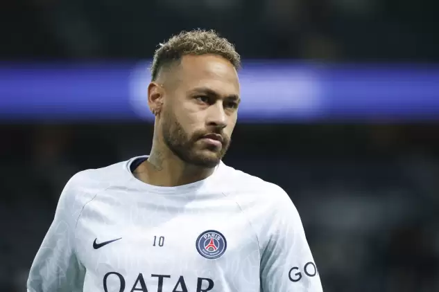 Neymar, PSG’den Ayrılıyor: Yeni Takımını Seçti 