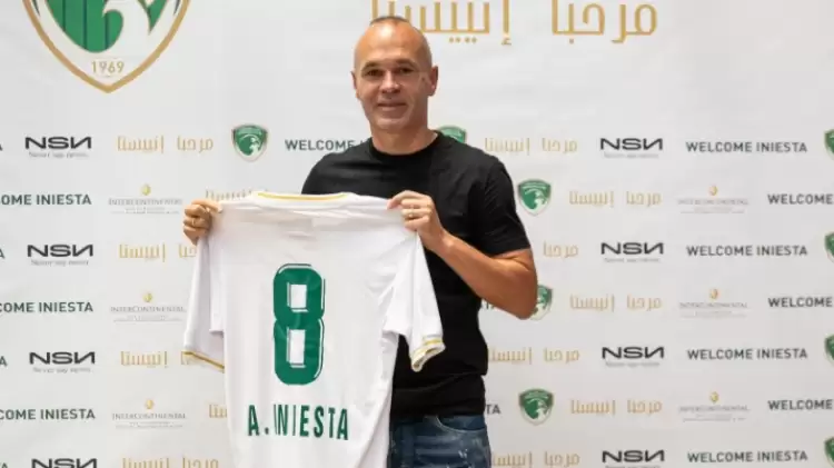 Andres Iniesta, Emirates Club'a Transfer Oldu