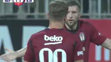 Rebic'ten genç Semih'e sahada fırça