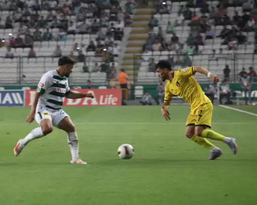 (YAZILI ÖZET) Konyaspor- İstanbulspor Maç Sonucu: 1-1