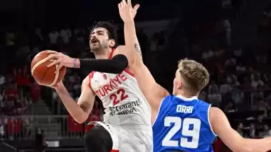 12 Dev Adam gövde gösterisiyle yarı finalde!