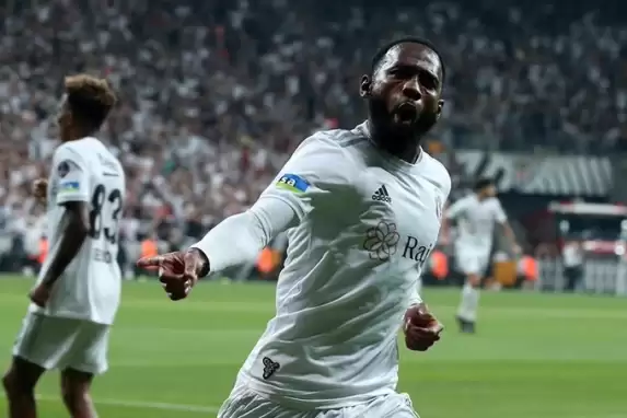 Kevin N'Koudou'nun yeni takımı belli oldu! 2 yıllık...