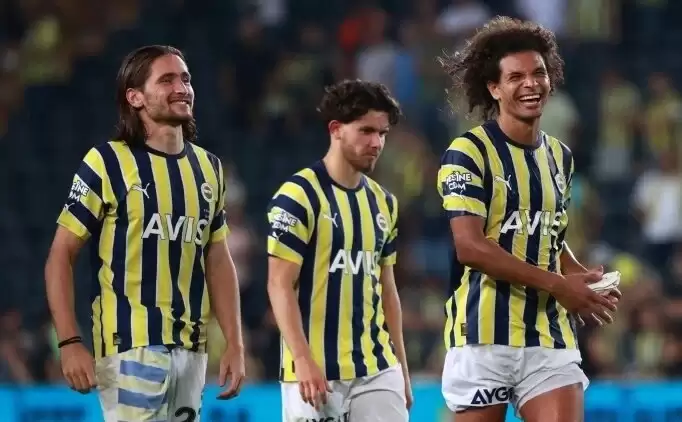 Fenerbahçe, Willian Arao ve Miguel Crespo İle Yollarını Ayırıyor