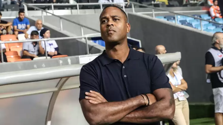 Patrick Kluivert: "Kendi oyunumuzu oynamak zorundayız"