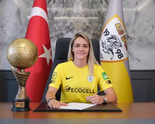 ALG Spor Andrijana Trisic'i Transfer Etti