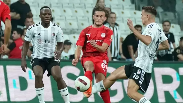 Beşiktaş - Pendikspor Maçında Ahmet Nur Çebi'ye İstifa Çağrısı