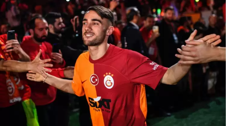 Yunus Akgün, Galatasaray'dan Leicester City'e Transfer Oldu