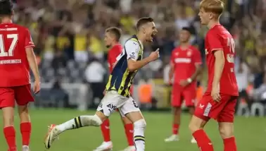 Hollanda basını Fenerbahçe'ye övgü yağdırdı: Türkiye'de dram yaşadı