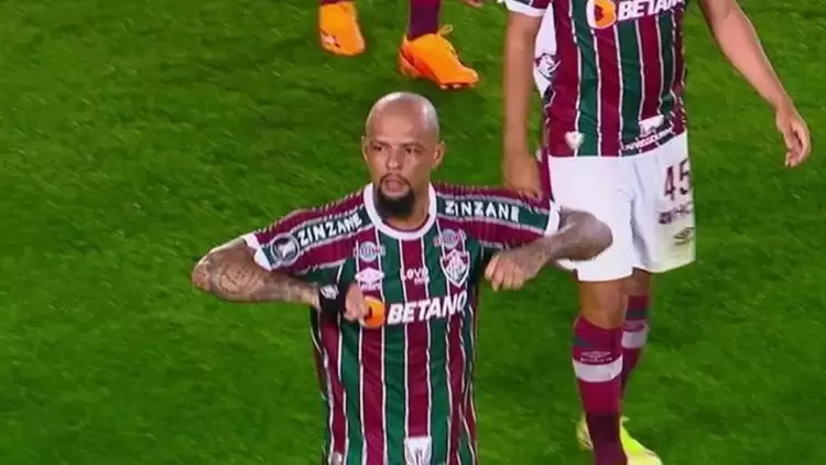 Felipe Melo’ya özür dilettiler