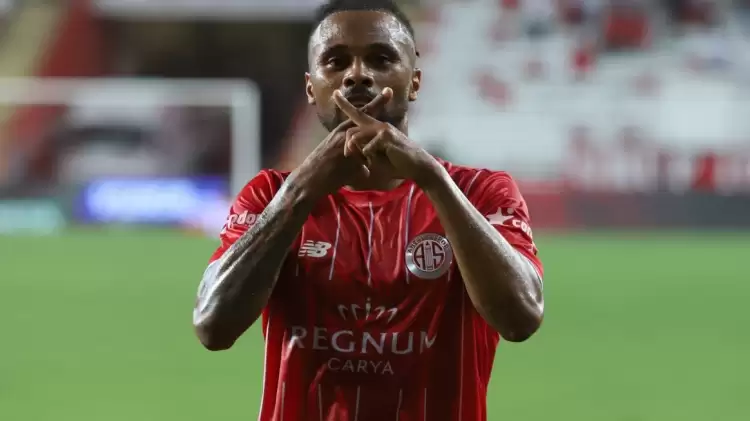 Eyüpspor, Antalyaspor'dan Fredy Ribeiro'yu transfer ediyor