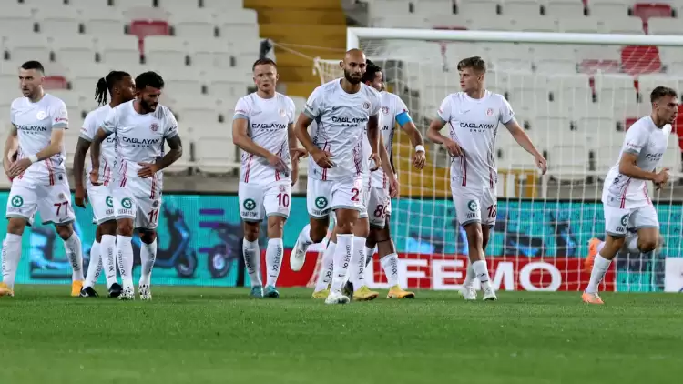 Antalyaspor’a şok! Jakub Kaluzinski 6 ay sahalardan uzak kalabilir