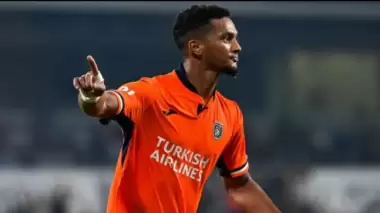 Mounir imzayı atmak istiyor, Başakşehir bonservis!