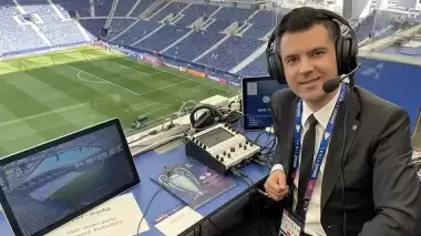 Ünlü spiker yollarını ayırdı