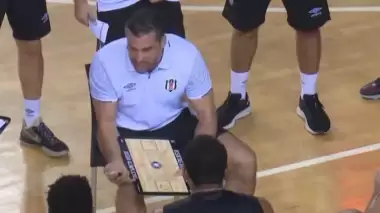 Beşiktaş'ta Koç Alimpijevic çıldırdı! Obradovic'i hatırlatan görüntüler...