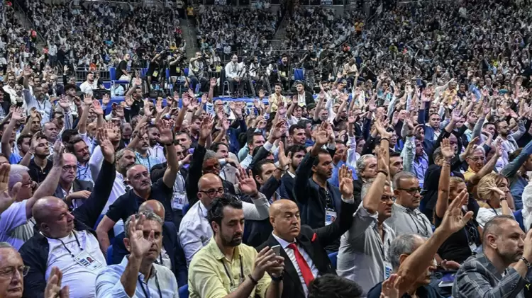 Fenerbahçe haberleri | "İstifa eden dönebilir" değişikliğine üyelerden ret