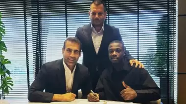 Arsenal, Nicolas Pepe'nin ayrılığını resmen duyurdu! Trabzonspor...