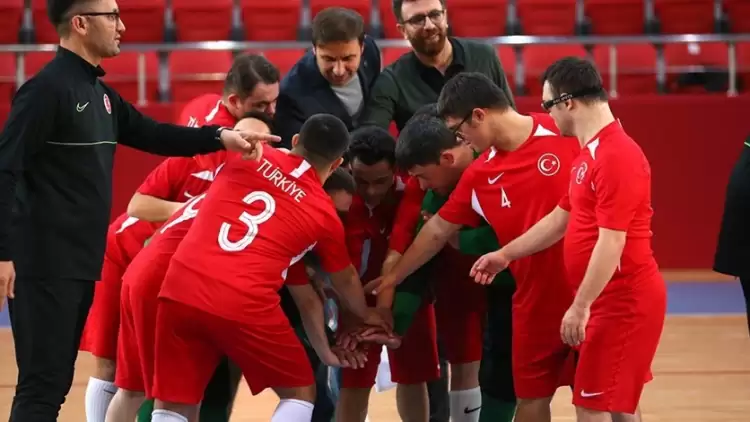 Fenerbahçe'den Down Sendromlu Futsal Milli Takımımızın Kaptanı'na Jest