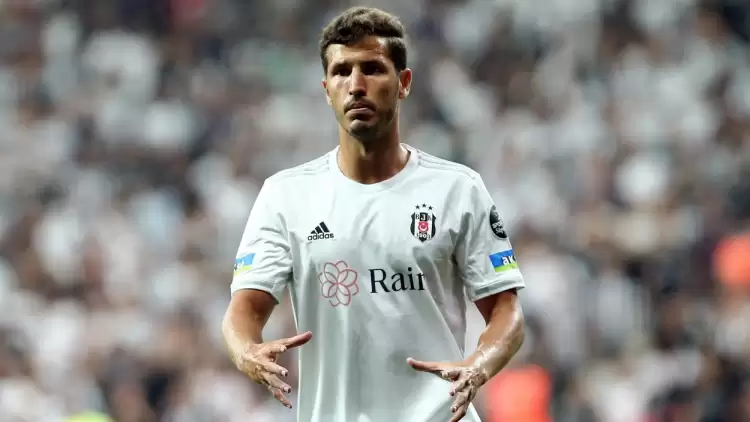 Al-Gharafa, Salih Uçan'ı radarına aldı. Beşiktaş ile temasa geçildi