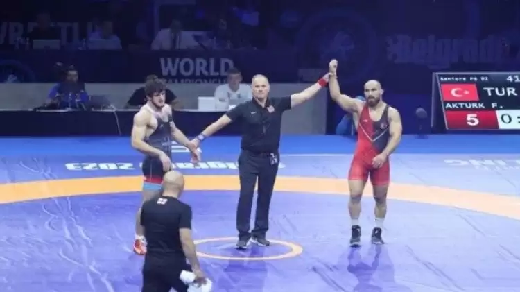 Feyzullah Aktürk, Dünya Güreş Şampiyonası'nda Bronz Madalya Kazandı