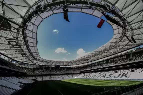Beşiktaş stadına Türkiye'nin devinin adını veriyor